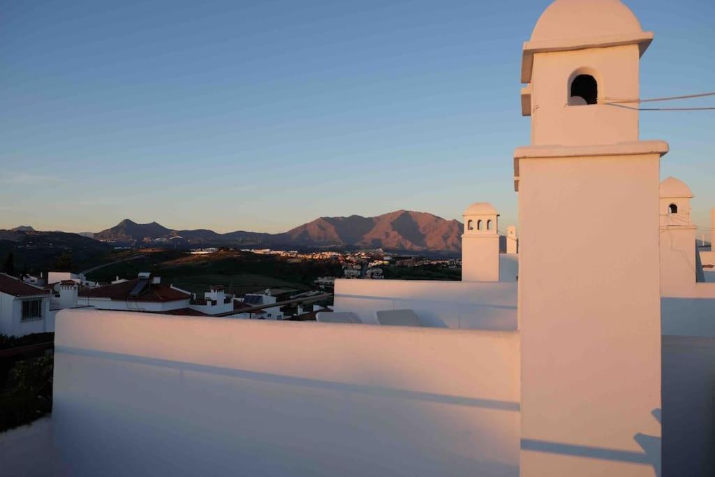 Superbe Duplex + Rooftop , 3 Terrasses * Castillo de Sabinillas